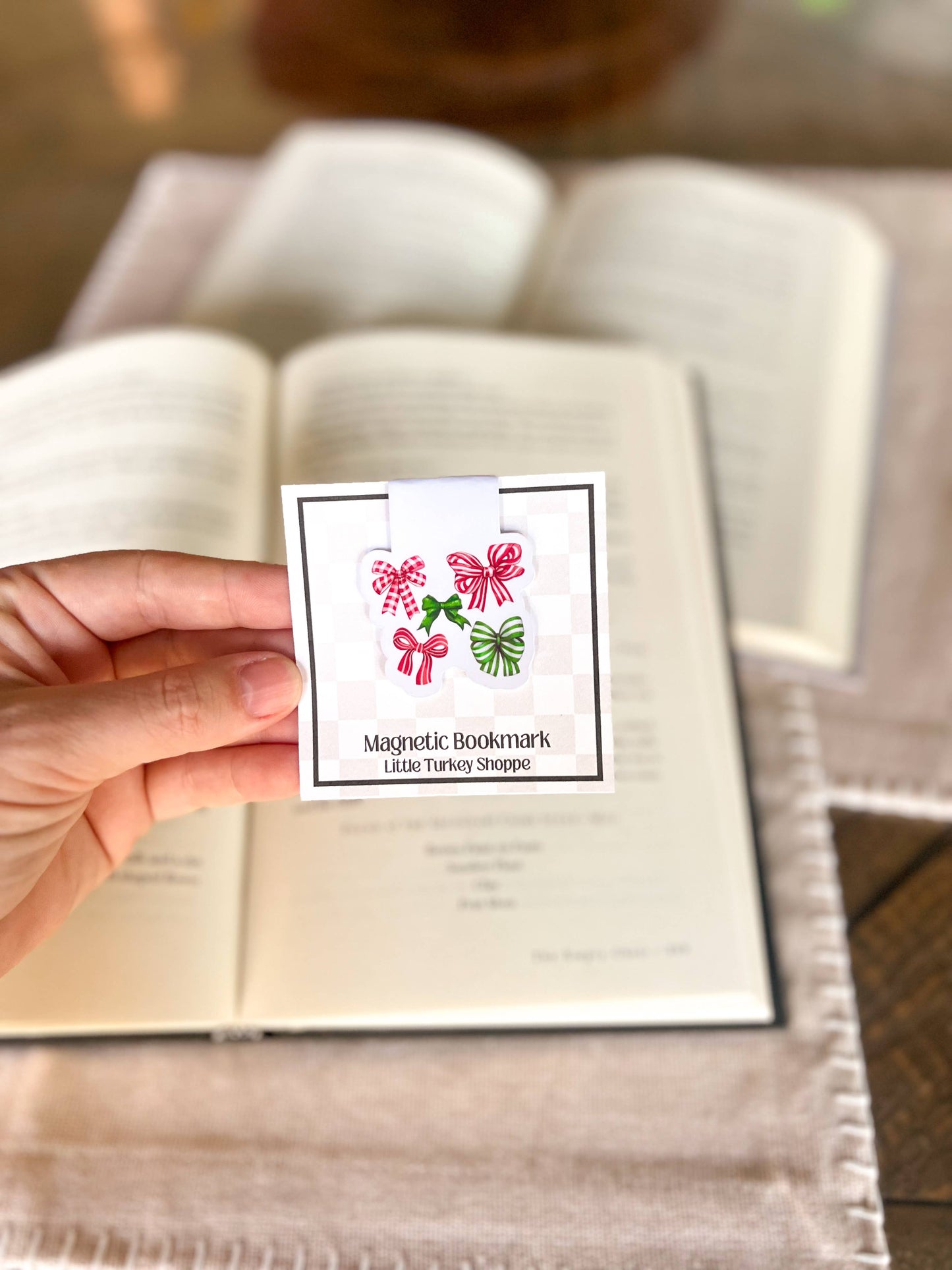 Christmas Bows Magnetic Bookmark