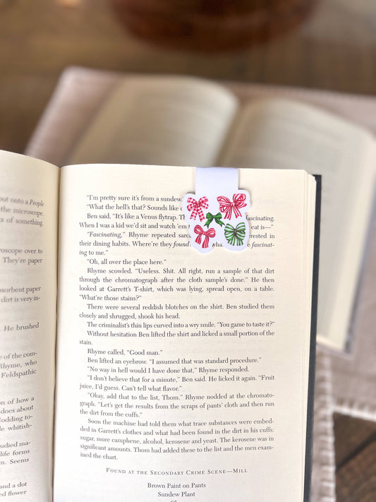 Christmas Bows Magnetic Bookmark